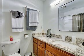 Quiet Marietta Townhome ~ 5 Mi to The Battery!