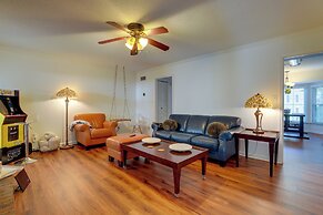 Quiet Marietta Townhome ~ 5 Mi to The Battery!