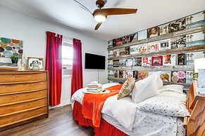 Rustic & Secluded Nevada Home: On-site Dog Park!