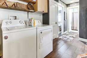 Rustic & Secluded Nevada Home: On-site Dog Park!