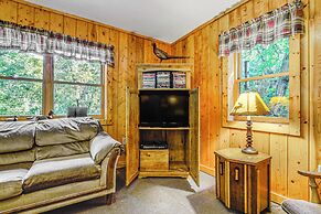 Peaceful Wautoma Retreat w/ Deck on 10 Acres!