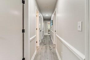 Wilmington Getaway w/ Fire Pit, 8 Mi to Beaches!