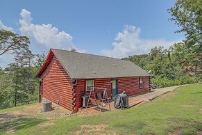 Serene Sevierville Cabin w/ Deck & Mountain Views!