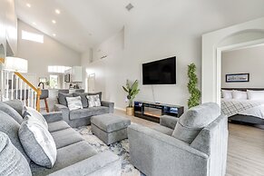 Home w/ 2 Living Spaces, Games, Pool: 11 Mi to WDW