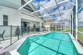 Home w/ 2 Living Spaces, Games, Pool: 11 Mi to WDW