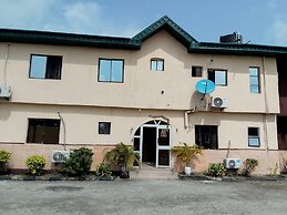 Palace Holiday Inn LTD