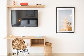 w Dazzling Loft w Ocean View in Crespo