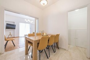 Victoria Majestic Suites Apartments