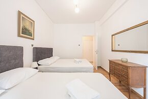 Victoria Majestic Suites Apartments