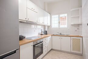 Victoria Majestic Suites Apartments