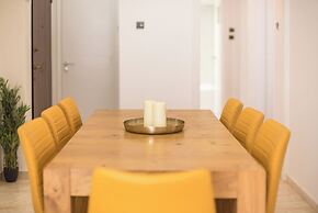 Victoria Majestic Suites Apartments