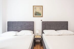 Victoria Majestic Suites Apartments