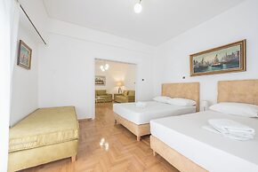 Victoria Majestic Suites Apartments