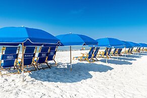 Islander Beach Resort 303 Condo by RedAwning