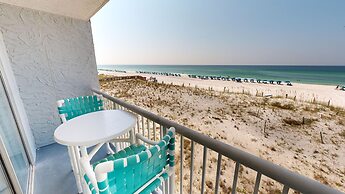 Islander Beach Resort 303 Condo by RedAwning