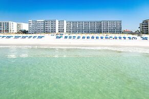 Islander Beach Resort 302 Condo by RedAwning