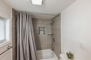 Sleek 4br Home In Raleigh â Fully Renovated 4 Bedroom Home by RedAwnin