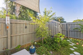 Historic 1918 Tampa Home With Modern Comforts & Charm 2 Bedroom Home b