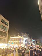 K wave guesthouse only Female