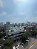 K wave guesthouse only Female