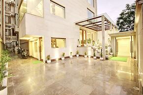 Marks Hotel & Banquet