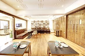 Marks Hotel & Banquet