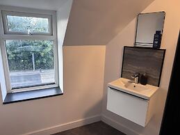 Cosy City Apartment in Manchester - man utd
