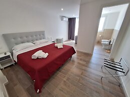 Room-double Bedroom With Double bed