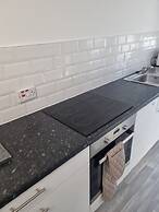 Britton Street Retreat - 4 Bedroom House