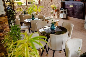 The Green Royal Hotel