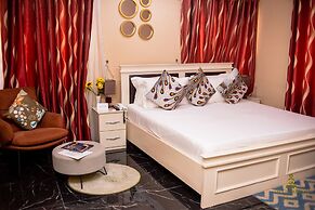 The Green Royal Hotel