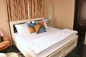 The Green Royal Hotel