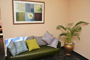 The Green Royal Hotel