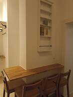 170sqm With Private Garden, 9 Bedrooms, 2 Kitchens