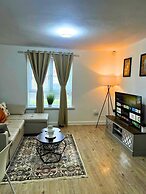 City Nearby - Parking - Wifi - Garden - Sleeps 4