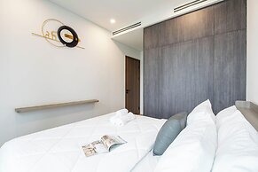 Odela West Tower Riverside Apt Hotel