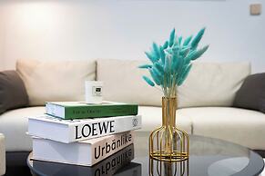 Odela West Tower Riverside Apt Hotel