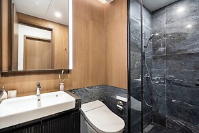 Odela West Tower Riverside Apt Hotel