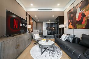 Eaton Park Riverside Luxury Vacation