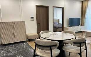 Eaton Park Riverside Luxury Vacation