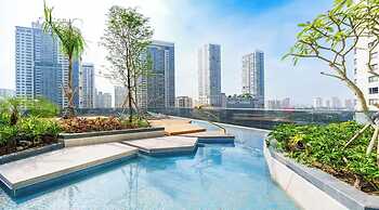 Eaton Park Riverside Luxury Vacation