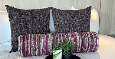 Coast Whitecourt Hotel