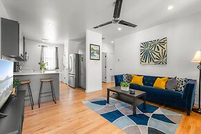 East Austin Condo - 2 Bedrooms & Parking