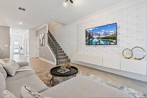 Brand New Home 5 Bedrooms 4 Baths At Storey Lake