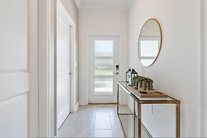 Brand New Home 5 Bedrooms 4 Baths At Storey Lake