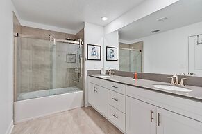 Brand New Home 5 Bedrooms 4 Baths At Storey Lake