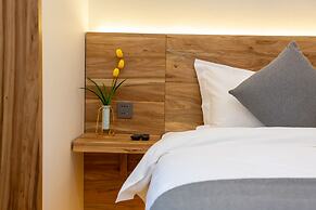 Bie You Dong Tian.Mountain home