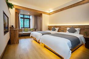 Bie You Dong Tian.Mountain home