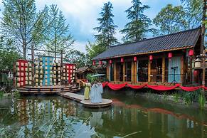 Bie You Dong Tian.Mountain home