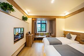 Bie You Dong Tian.Mountain home